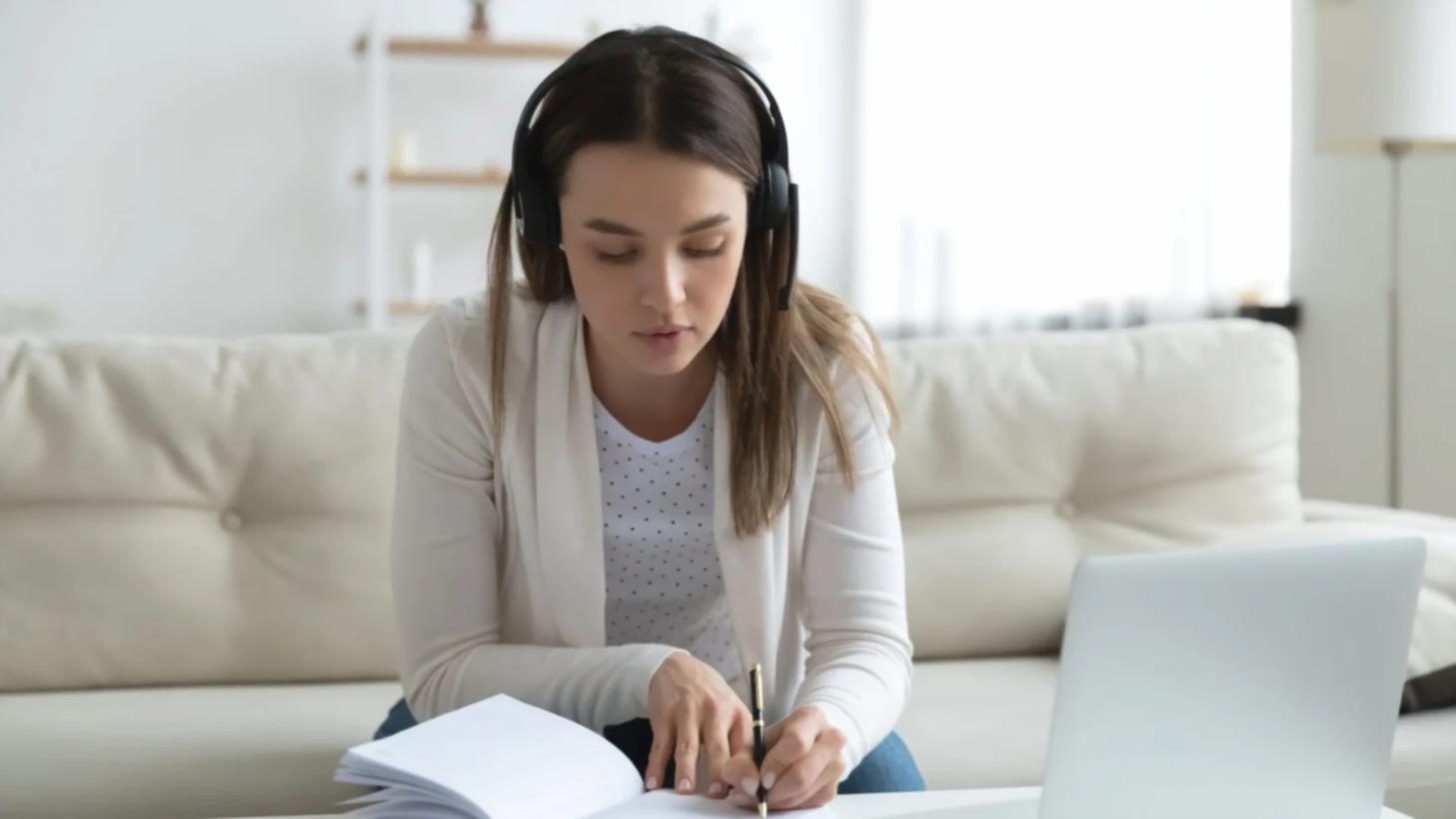 Kreative Seminaratmosphäre mit inspirierende Arbeitsumgebung